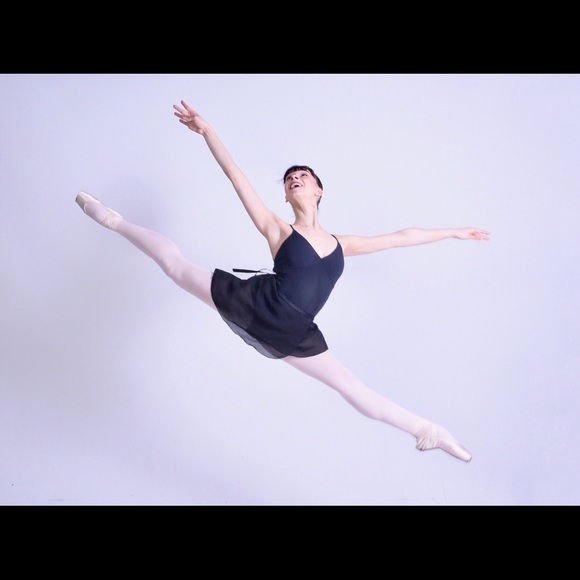 Meet your Posher, Emmery🌺 - Picture 5 of 6